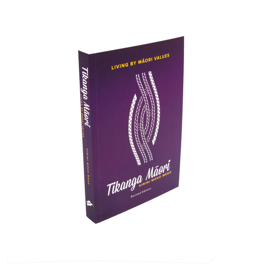 A hardcover book titled 'Tikanga Mâori' with a purple cover and white graphic design, shown at an angle on a plain white background.